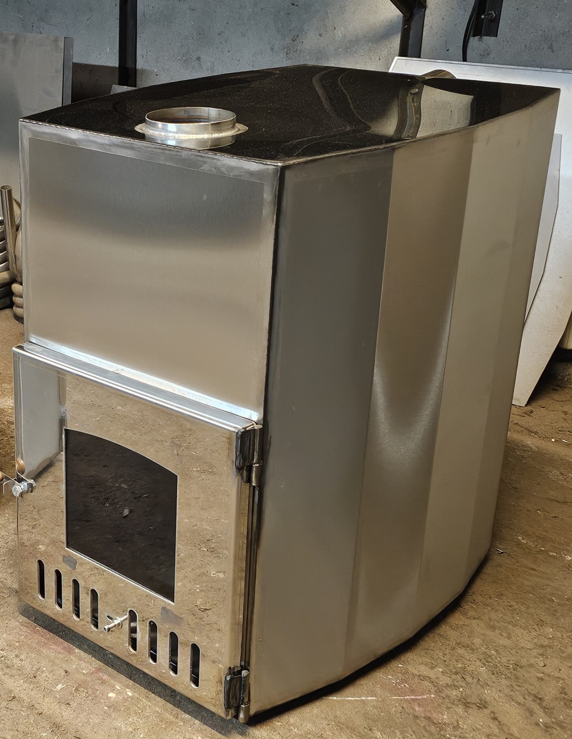 rosterikamiina kylpytynnyrille, 12-metrinen kiertoputki ja lasiluukku